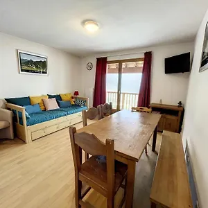 guzet-pyrenees-pied-des-pistes.midi-pyreneeshotels.com/